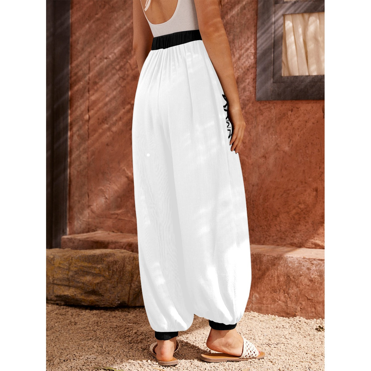 "VESSEL" Carrot Pants