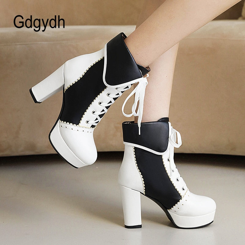 Gdgydh Lace Detail Heel Booties